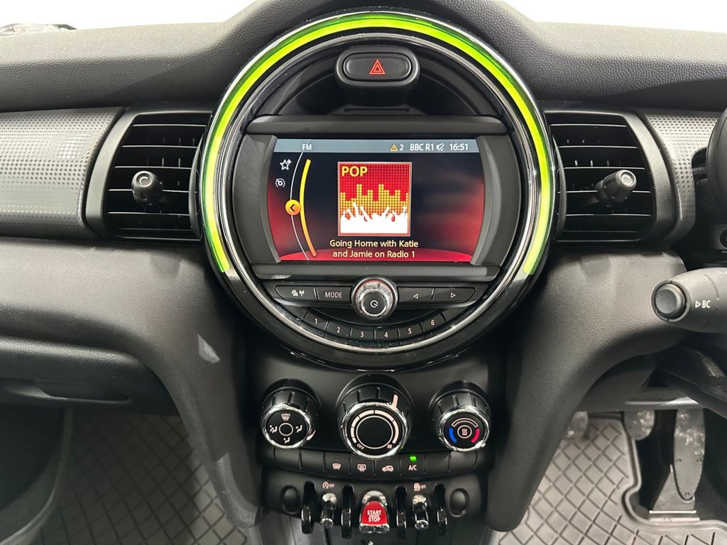 Used MINI Hatch 2018 for sale - 77292853: Photo 12