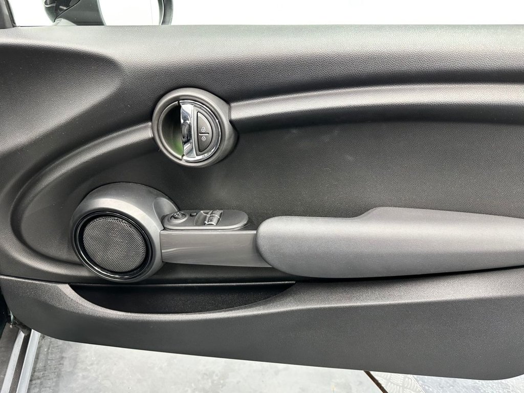 Used MINI Hatch 2018 for sale - 77292853: Photo 17