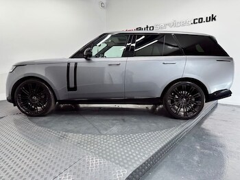 Used Land Rover Range Rover 2023 for sale - 77292799: Photo