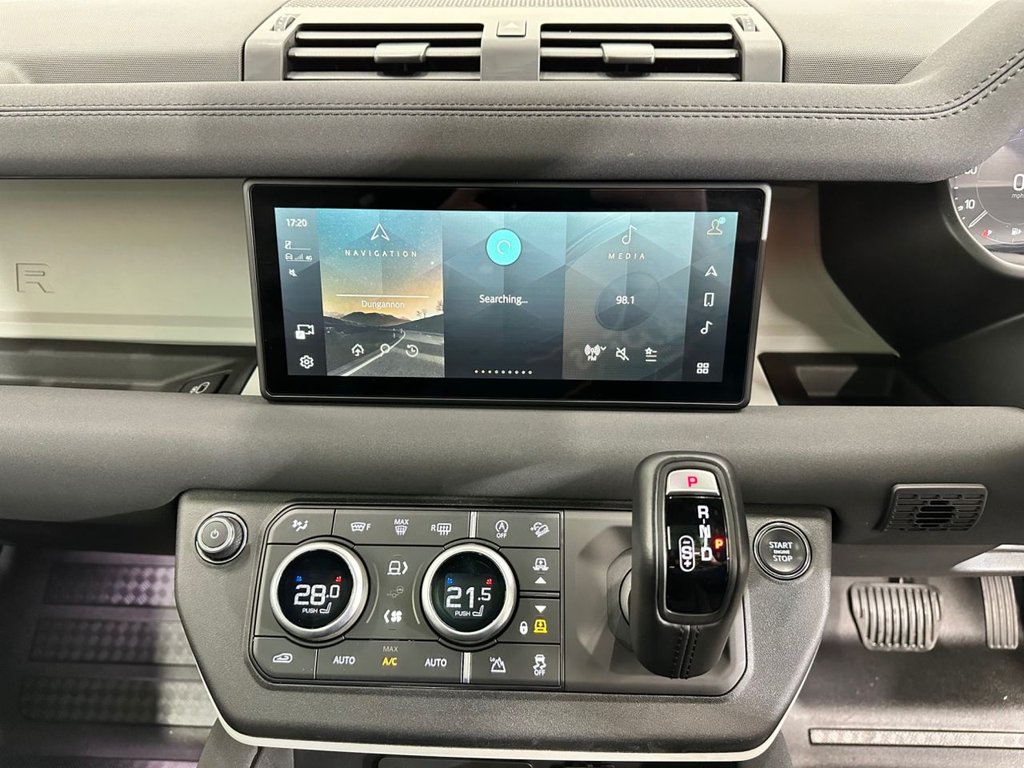 Used Land Rover Defender 2023 for sale - 77292808: Photo 16