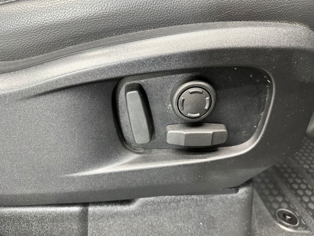 Used Land Rover Defender 2023 for sale - 77292808: Photo 23