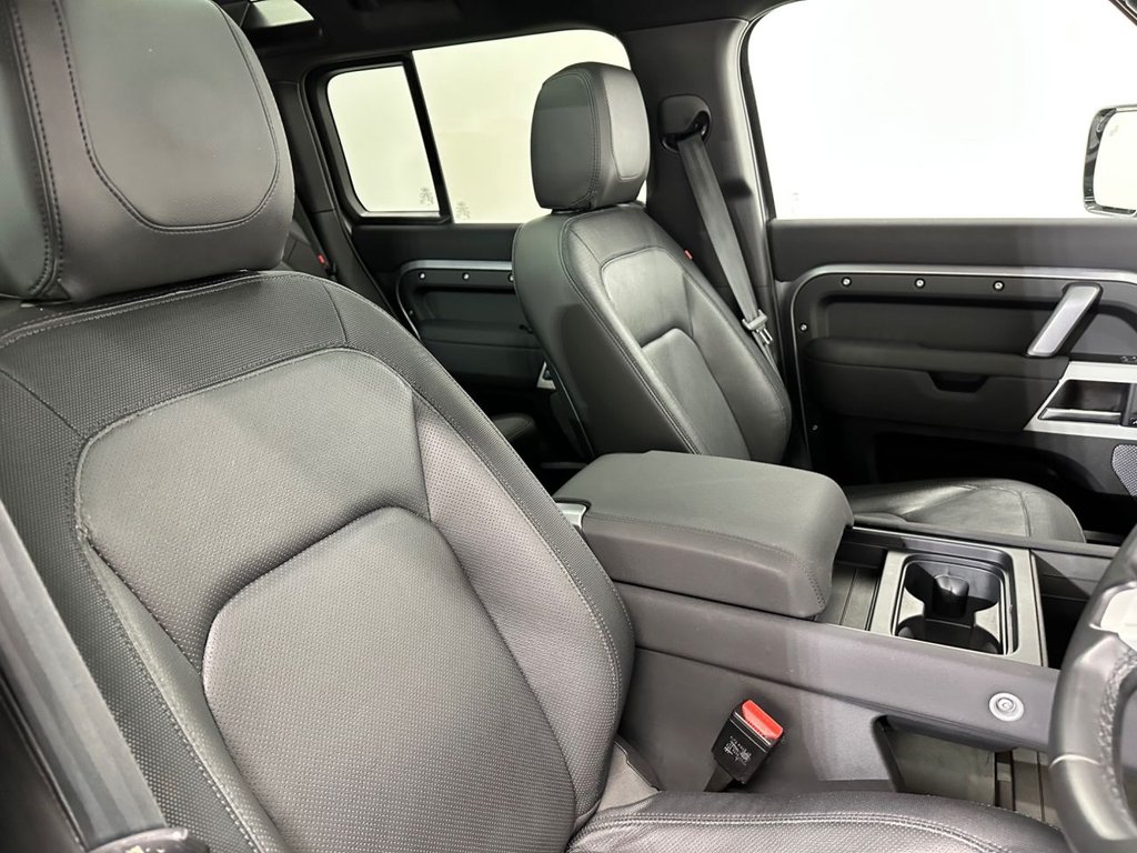 Used Land Rover Defender 2023 for sale - 77292808: Photo 24