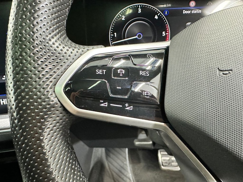 Used Volkswagen Touareg 2021 for sale - 77292863: Photo 13