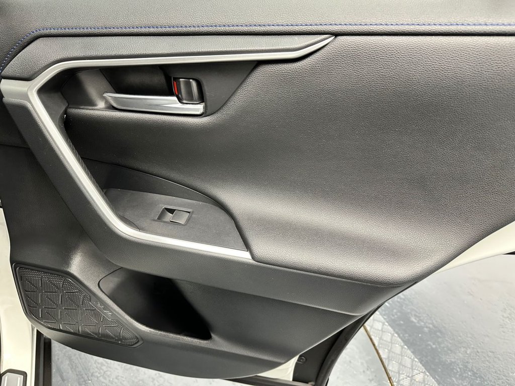 Used Toyota RAV4 2021 for sale - 77292845: Photo 26