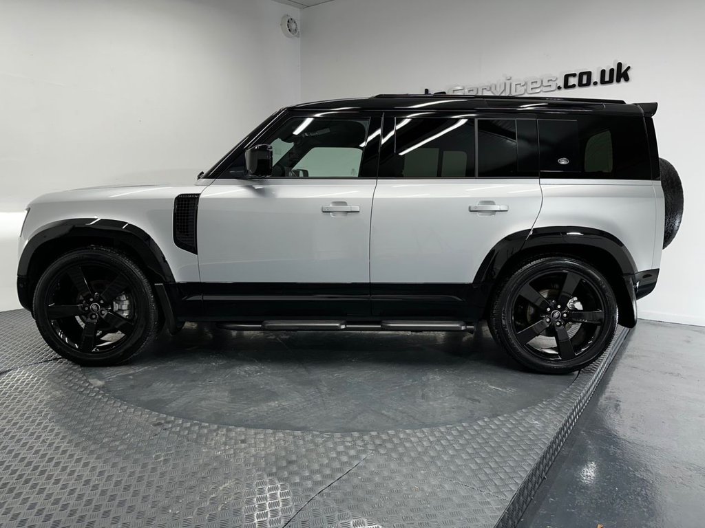 Used Land Rover Defender 2021 for sale - 77292827: Photo 4