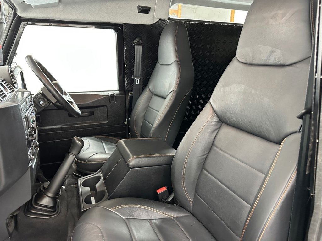 Used Land Rover Defender 2013 for sale - 77547505: Photo 16