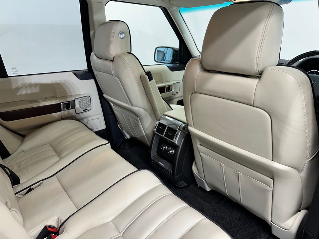 Used Land Rover Range Rover 2011 for sale - 77292830: Photo 23