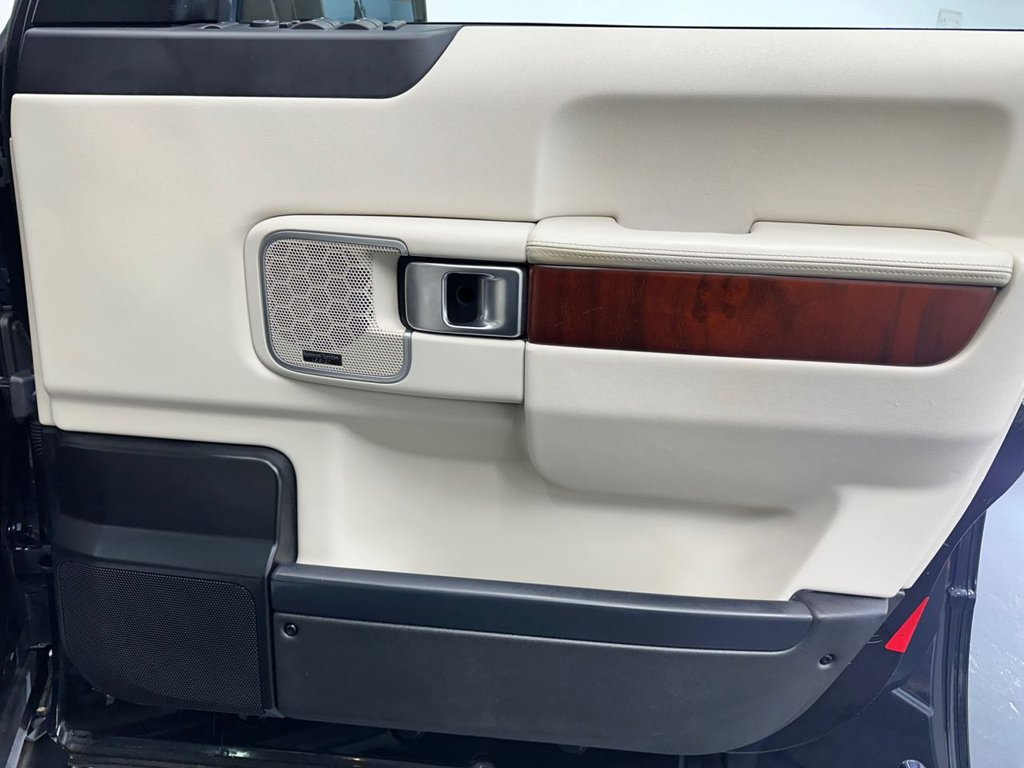 Used Land Rover Range Rover 2011 for sale - 77292830: Photo 24