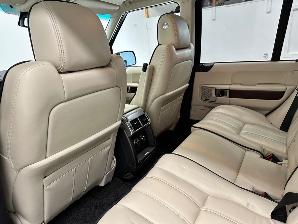 Used Land Rover Range Rover 2011 for sale - 77292830: Photo 31