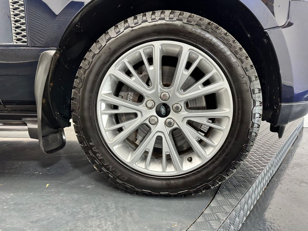 Used Land Rover Range Rover 2011 for sale - 77292830: Photo 9