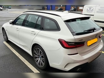 Used BMW 3 Series 2022 for sale - 77680749: Photo
