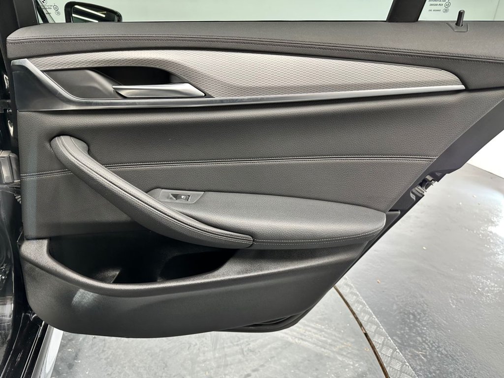 Used BMW 5 Series 2018 for sale - 77292842: Photo 28