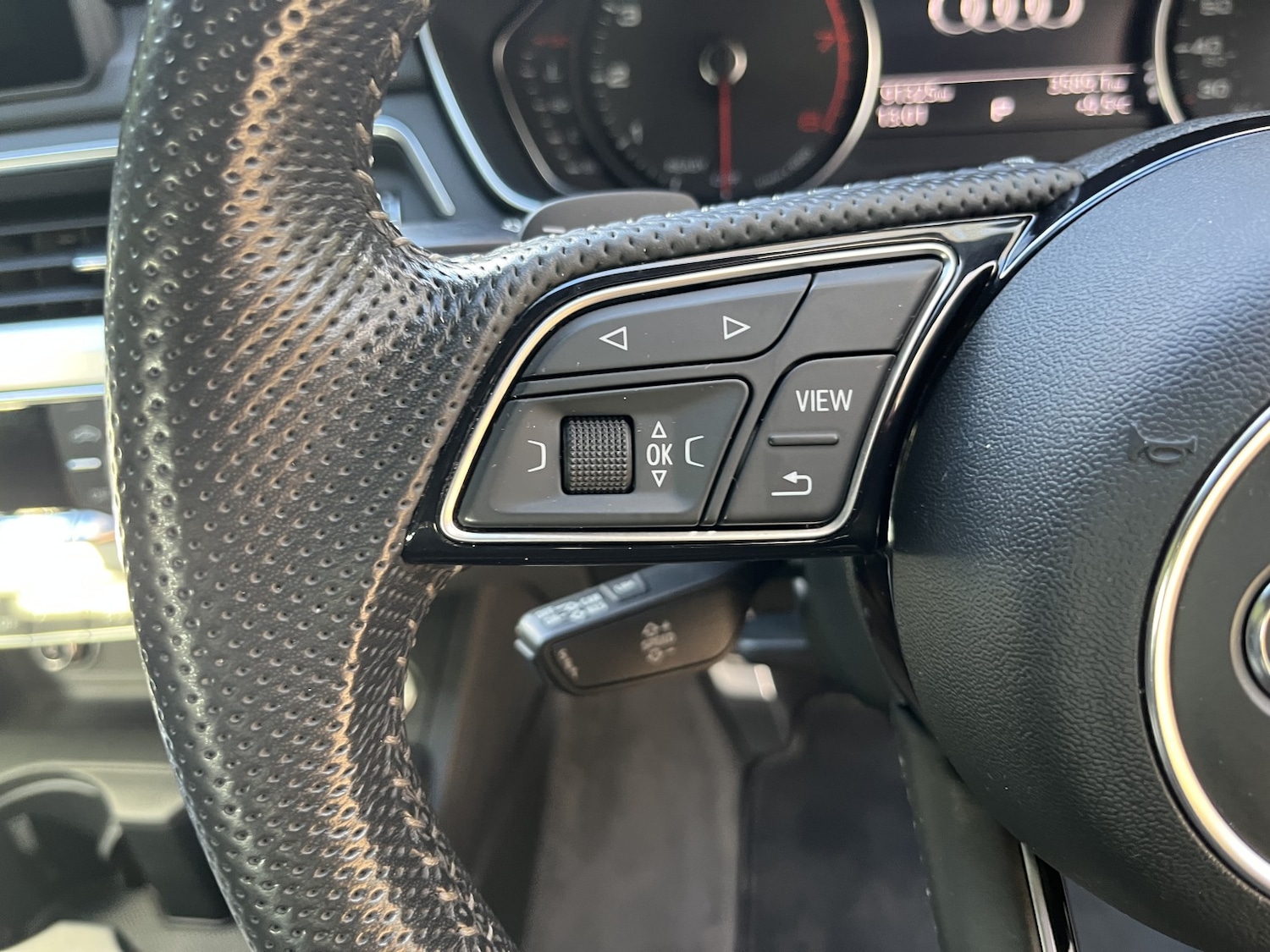 Used Audi A4 Avant 2019 for sale - 77189226: Photo 30