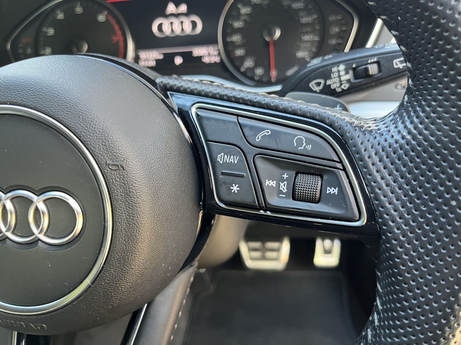 Used Audi A4 Avant 2019 for sale - 77189226: Photo 31