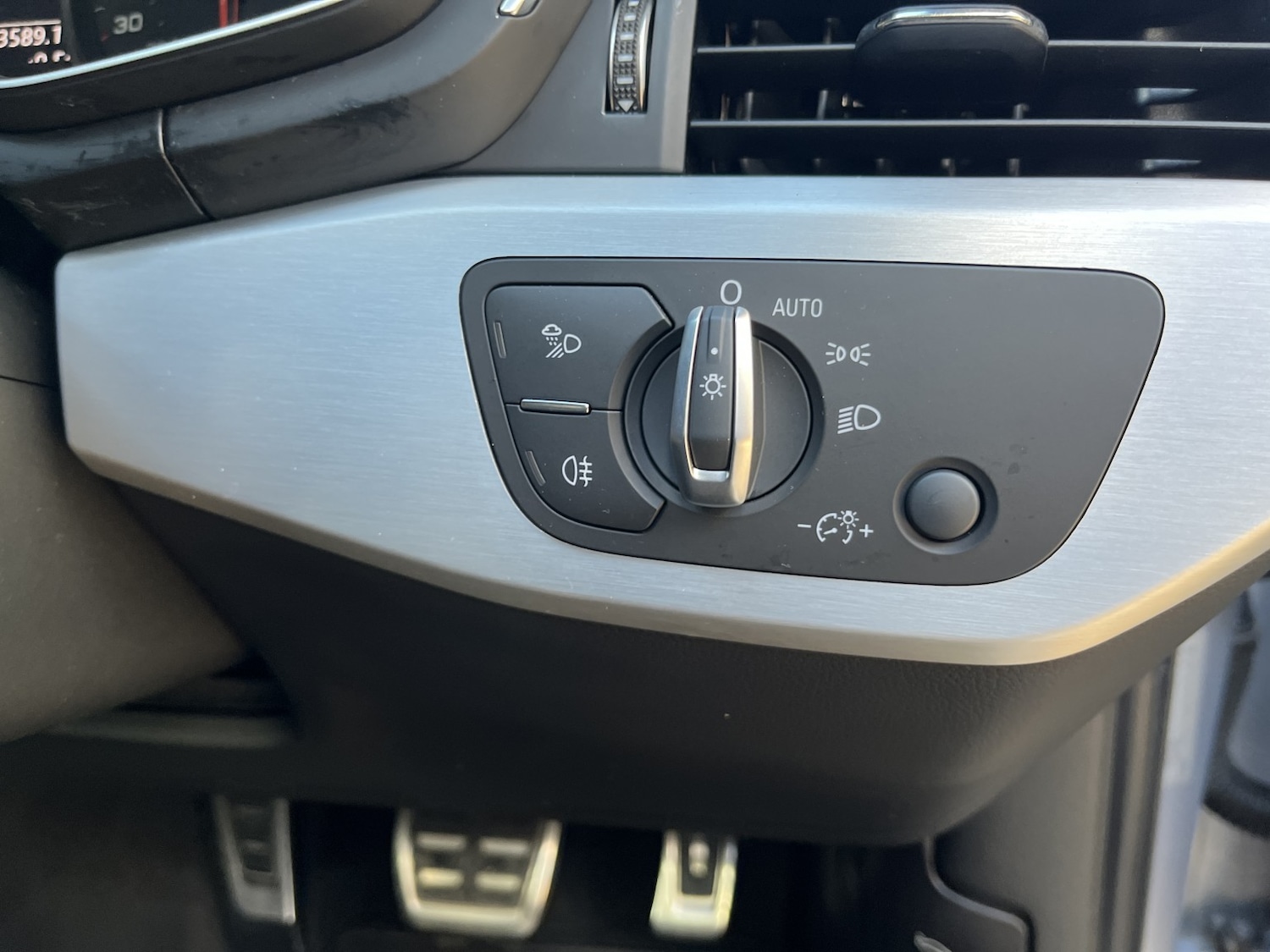 Used Audi A4 Avant 2019 for sale - 77189226: Photo 34