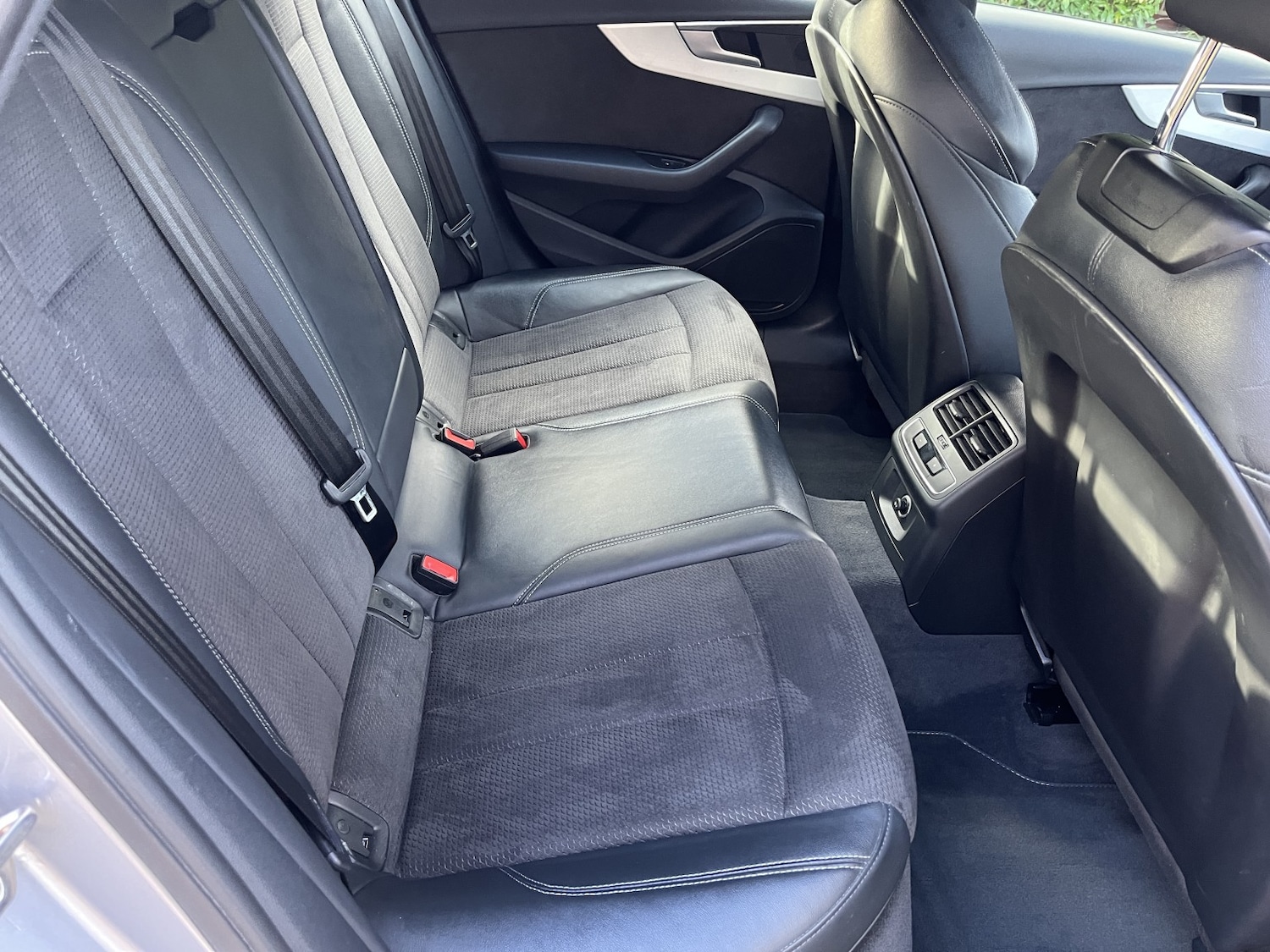 Used Audi A4 Avant 2019 for sale - 77189226: Photo 37