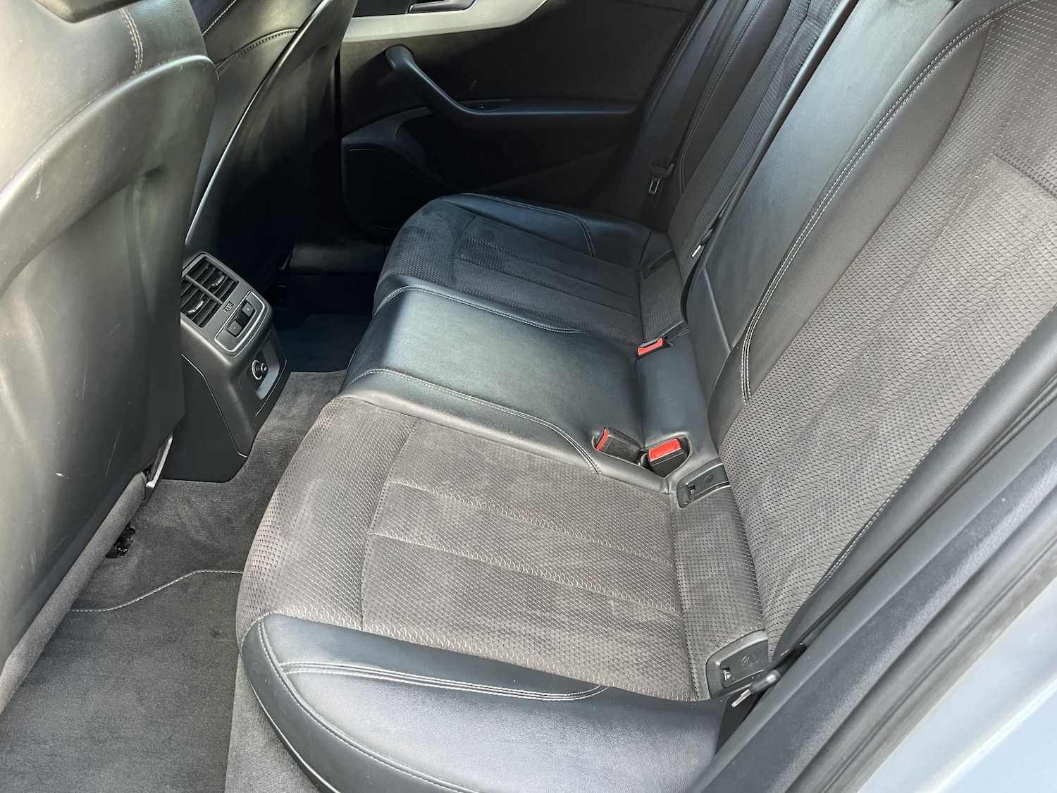 Used Audi A4 Avant 2019 for sale - 77189226: Photo 40