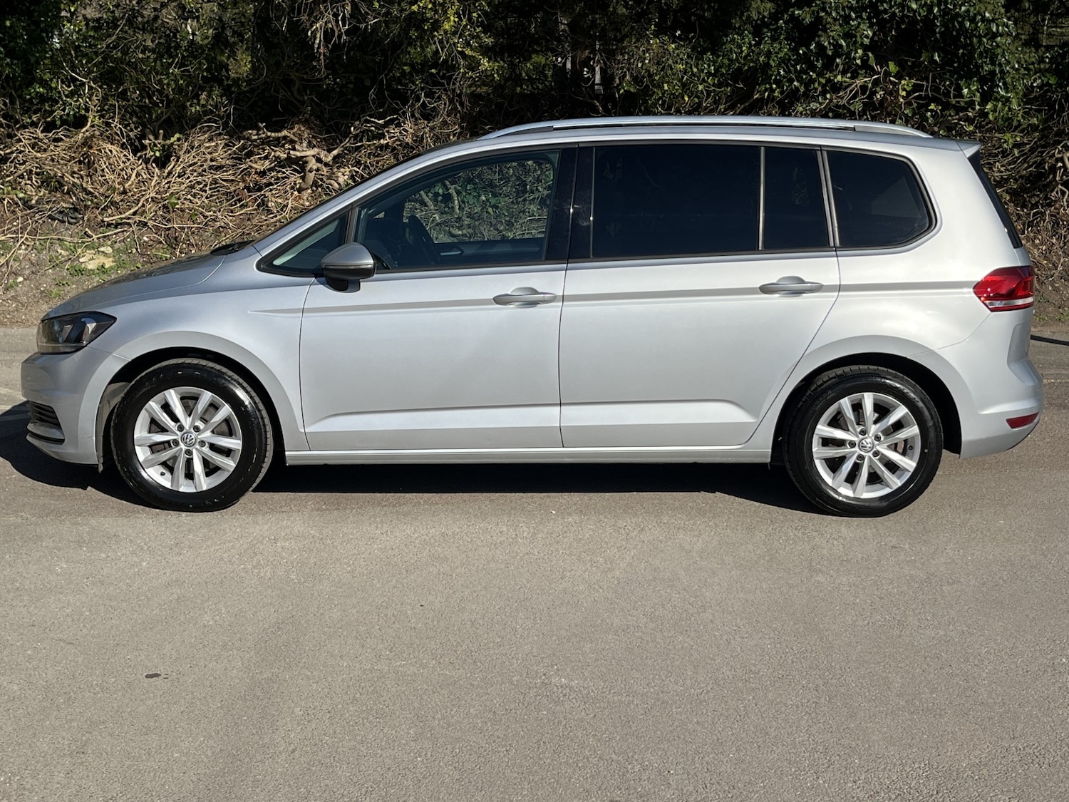 Used Volkswagen Touran 2019 for sale - 77977029: Photo 17