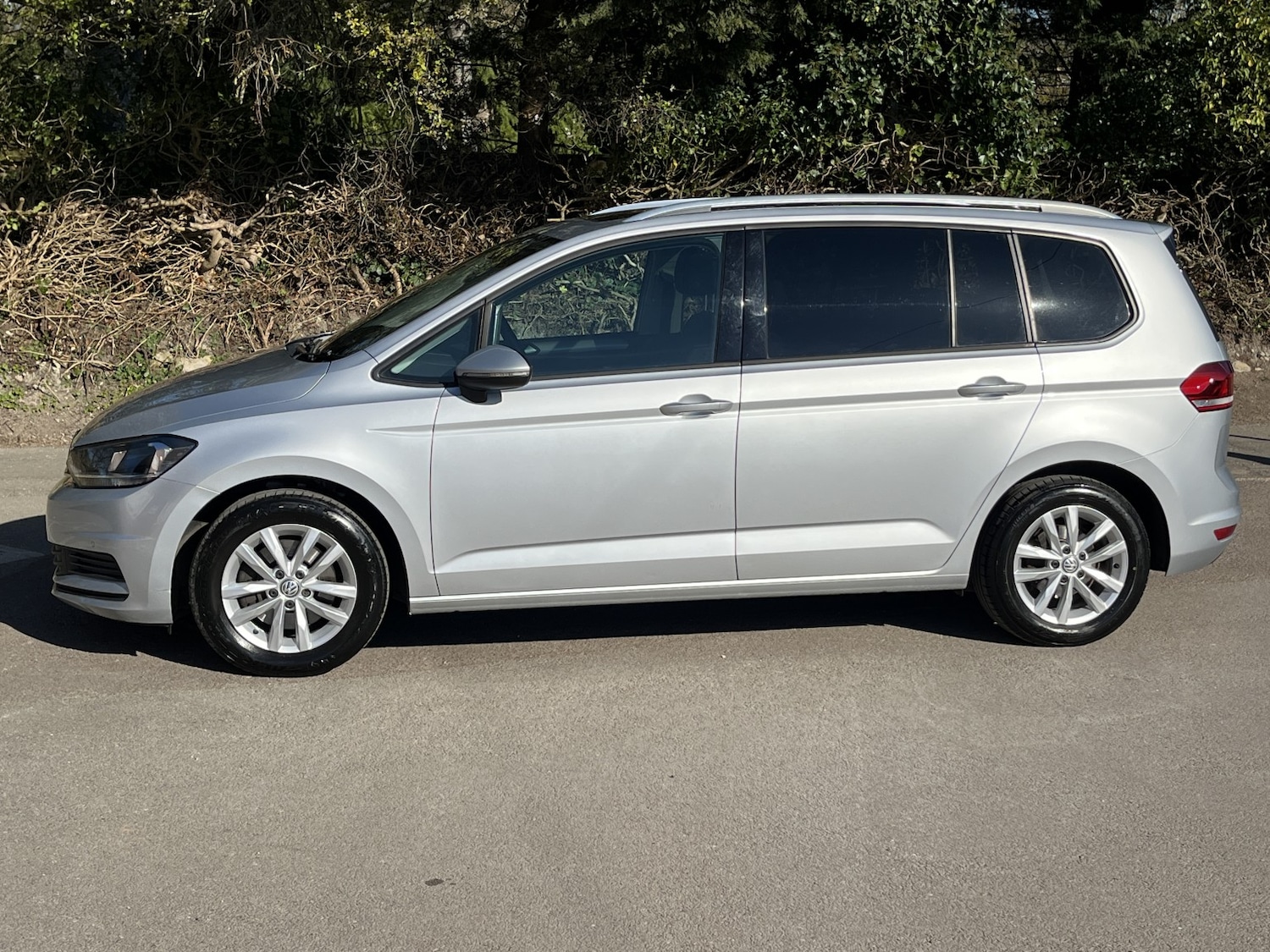 Used Volkswagen Touran 2019 for sale - 77977029: Photo 18