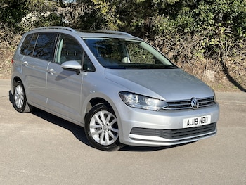 Used Volkswagen Touran 2019 for sale - 77977029: Photo