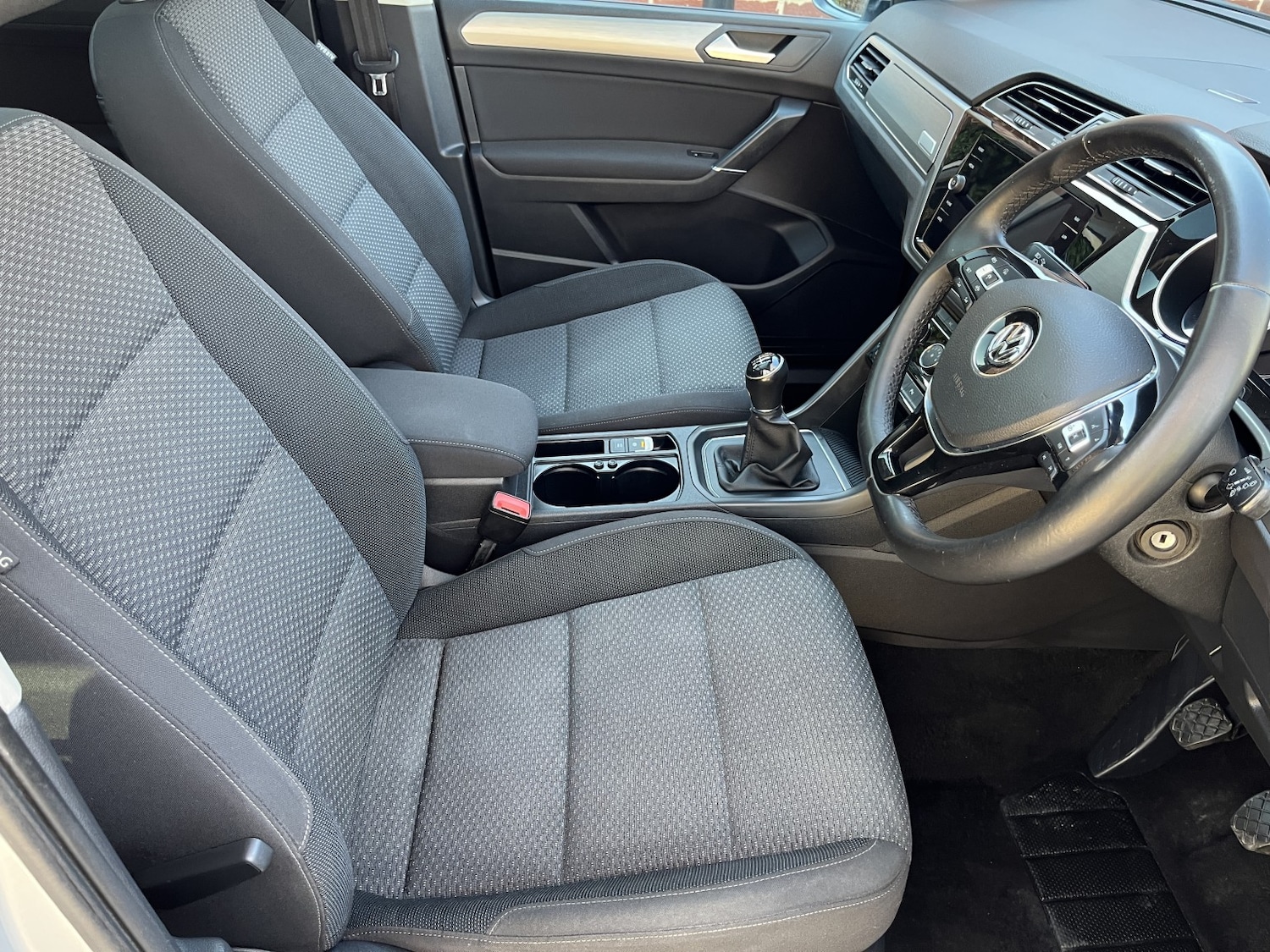 Used Volkswagen Touran 2019 for sale - 77977029: Photo 23