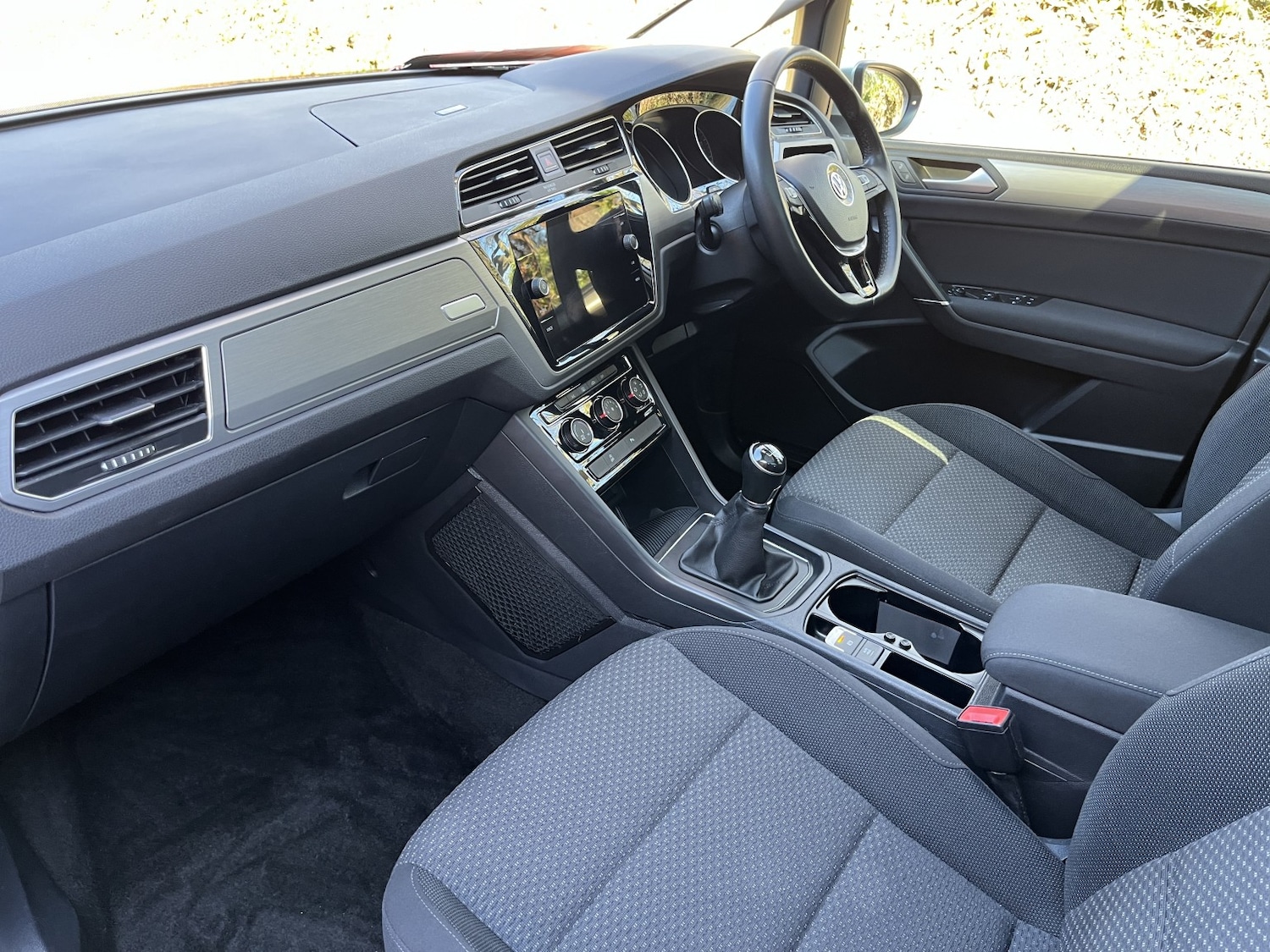 Used Volkswagen Touran 2019 for sale - 77977029: Photo 27