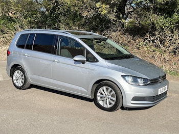 Used Volkswagen Touran 2019 for sale - 77977029: Photo