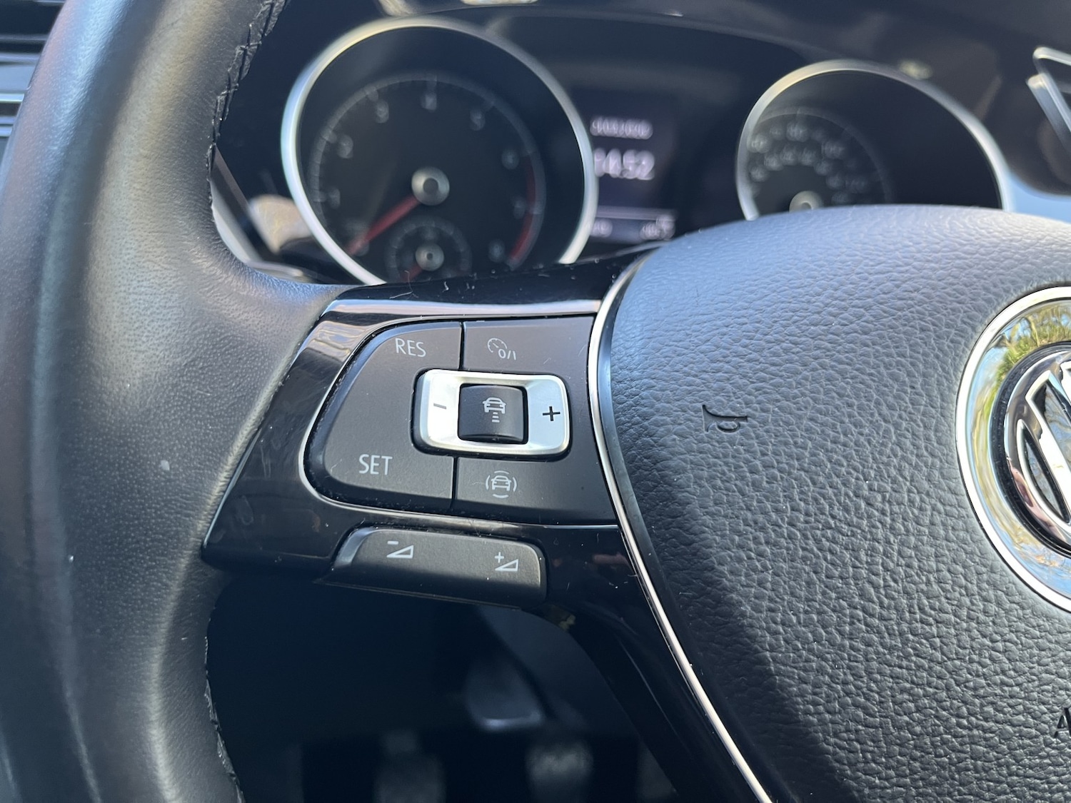 Used Volkswagen Touran 2019 for sale - 77977029: Photo 32