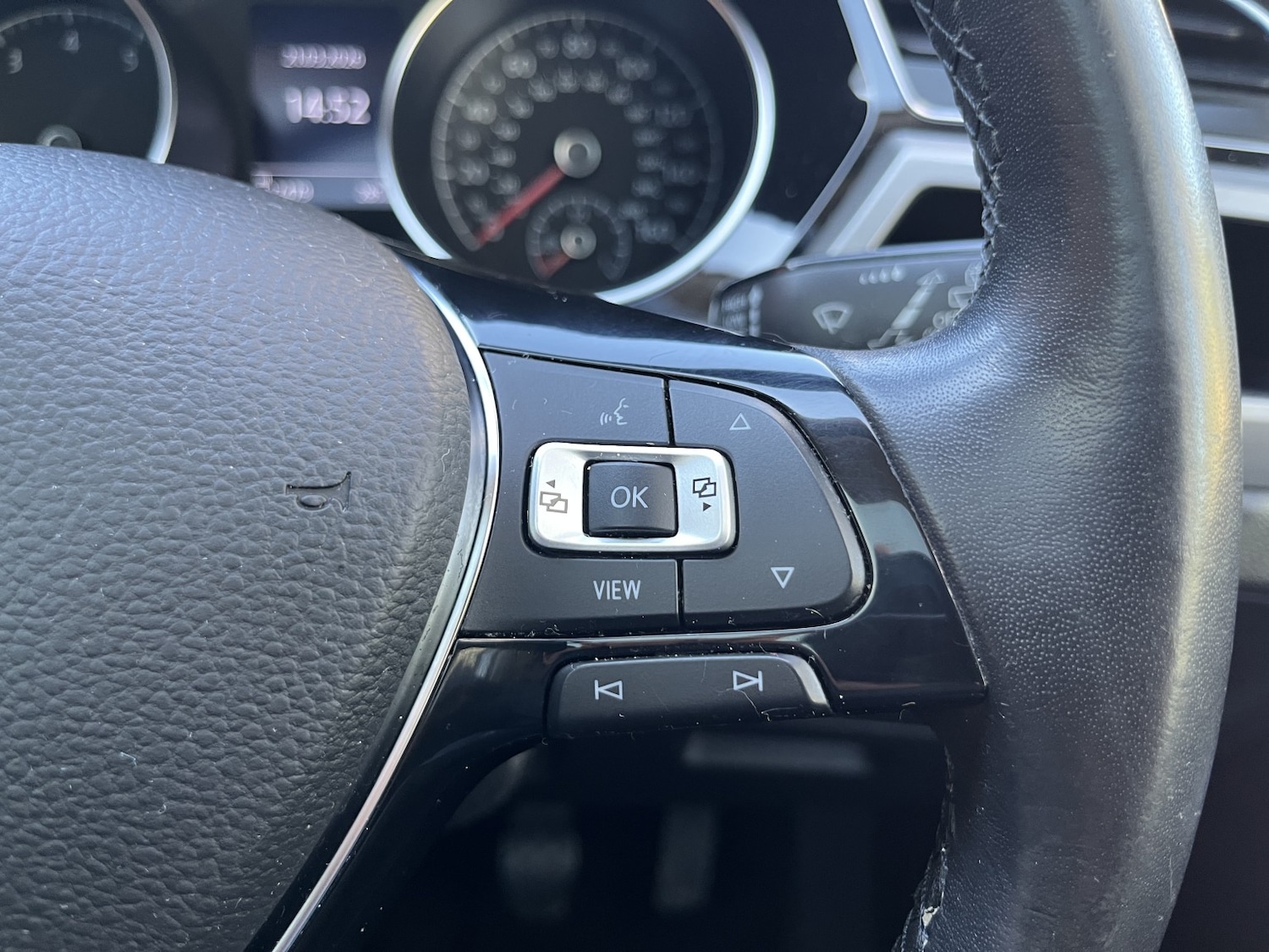 Used Volkswagen Touran 2019 for sale - 77977029: Photo 33