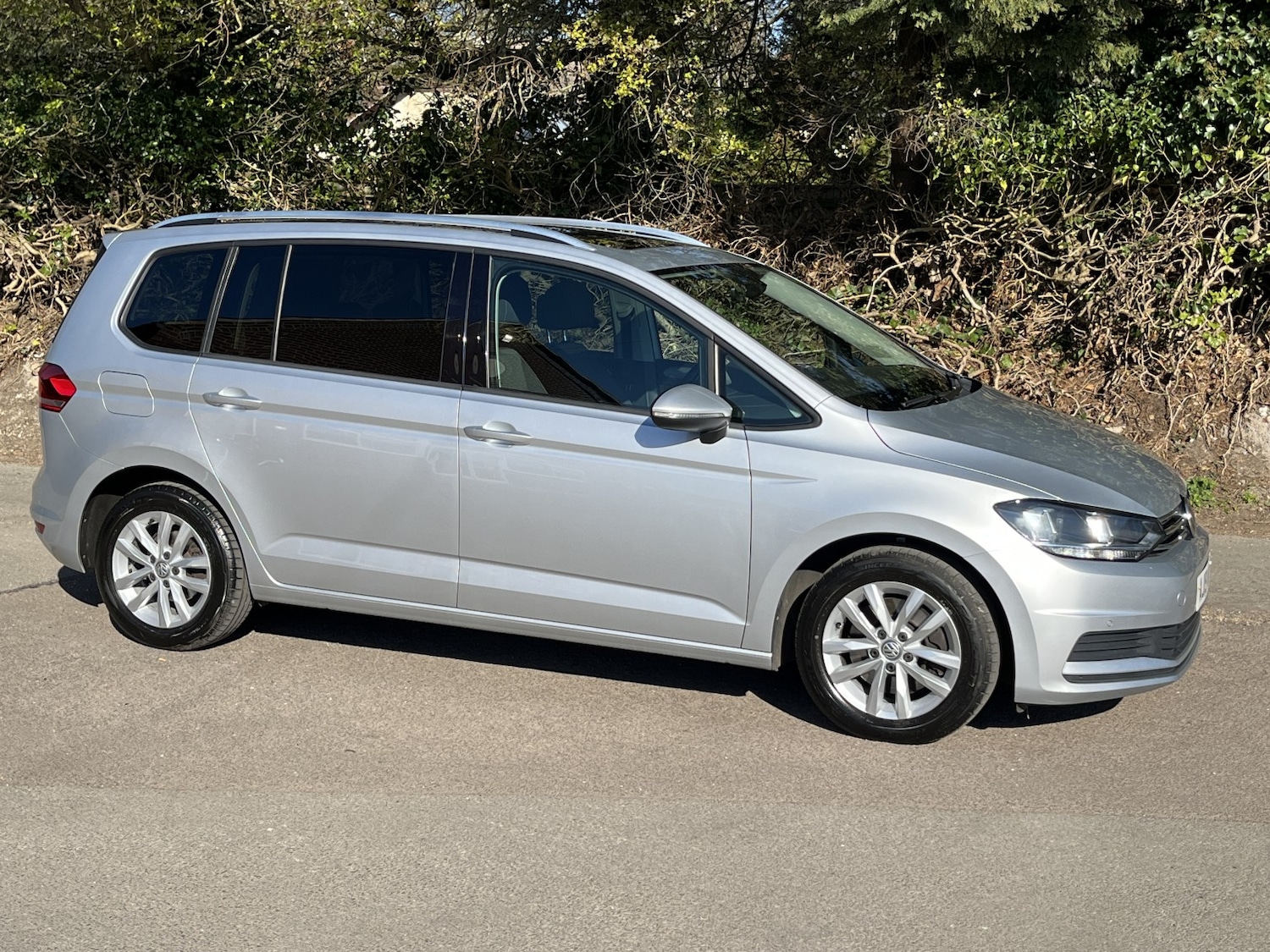 Used Volkswagen Touran 2019 for sale - 77977029: Photo 5