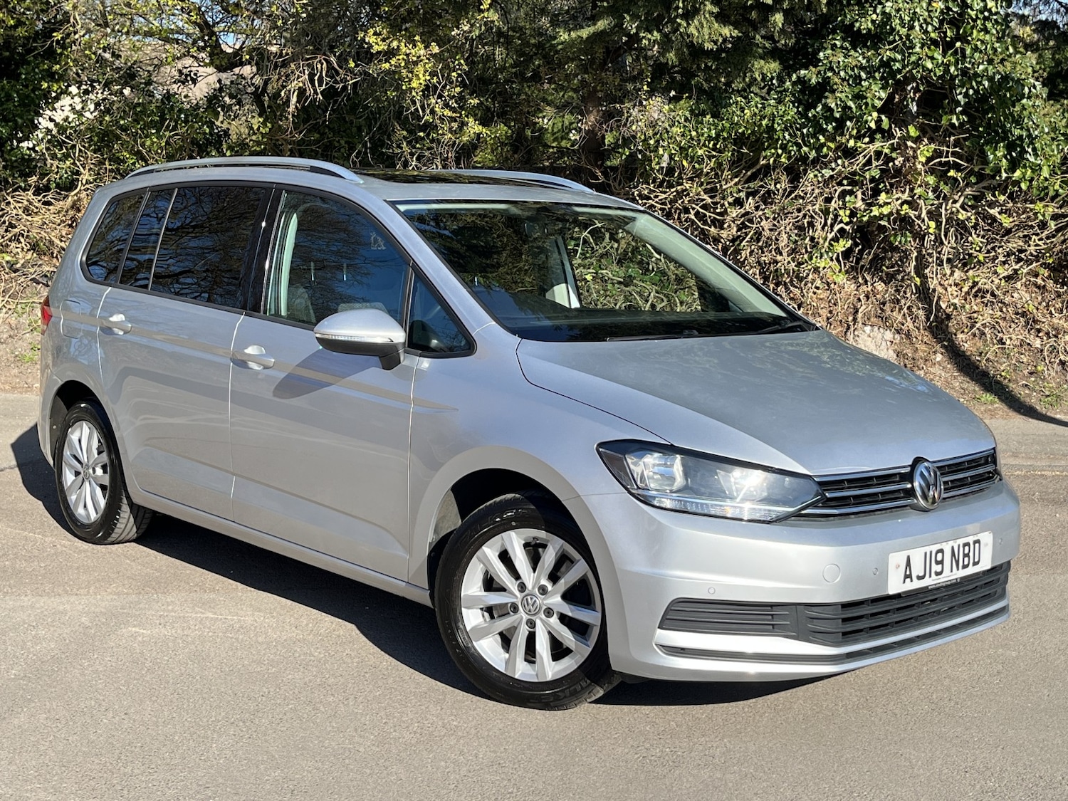 Used Volkswagen Touran 2019 for sale - 77977029: Photo 62