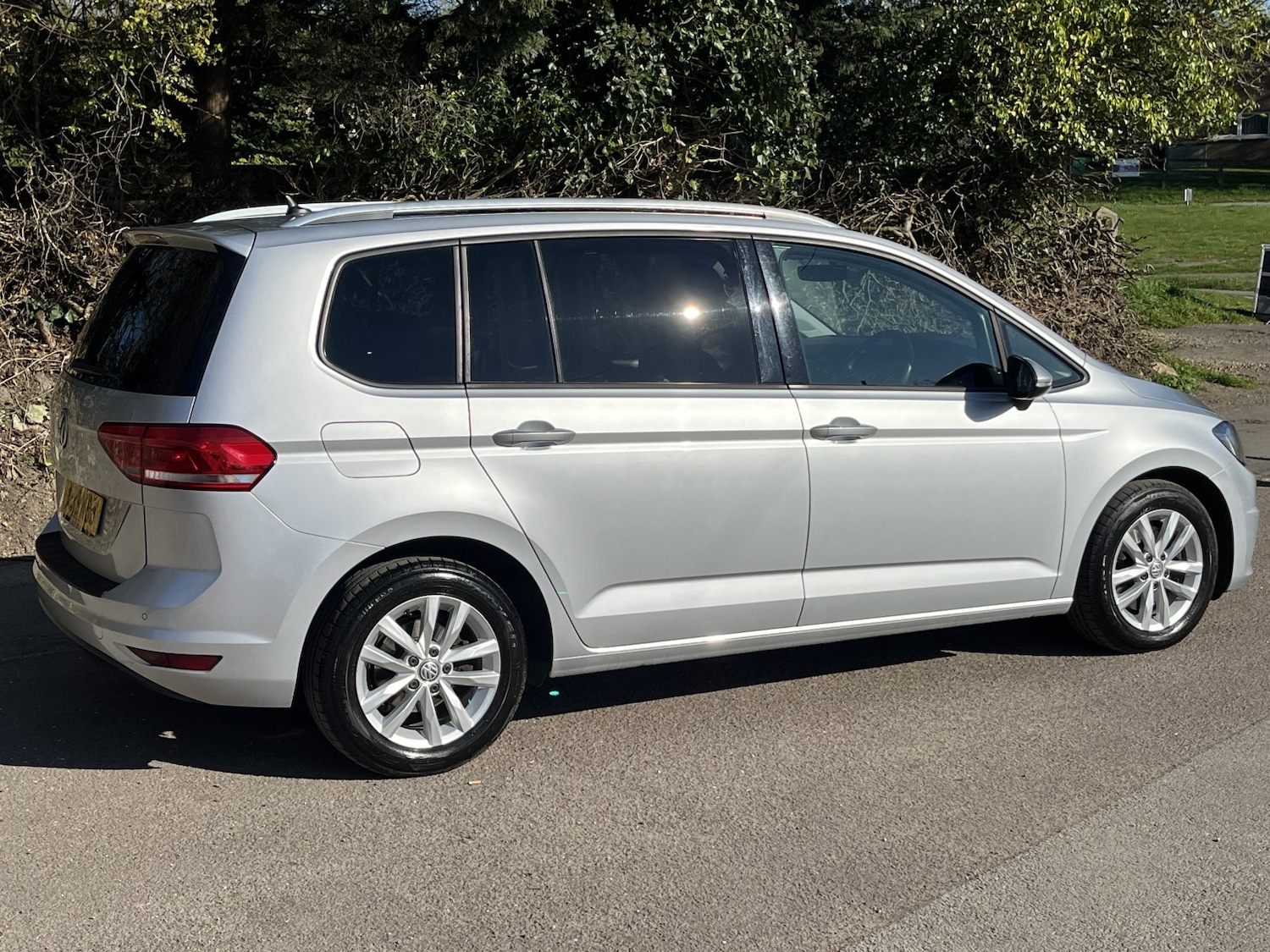 Used Volkswagen Touran 2019 for sale - 77977029: Photo 8