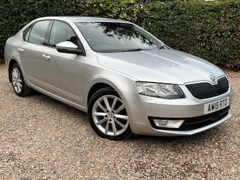 Used Skoda Octavia 2015 for sale - 79731982: Photo