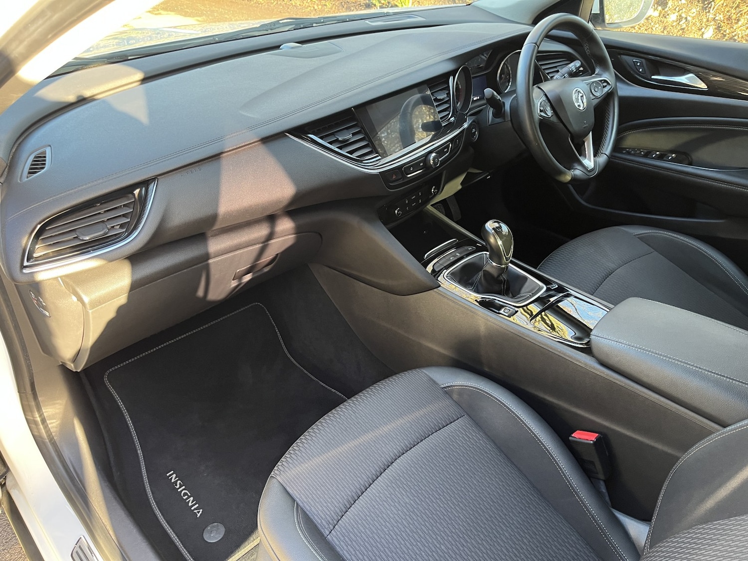 Used Vauxhall Insignia 2017 for sale - 76974482: Photo 27