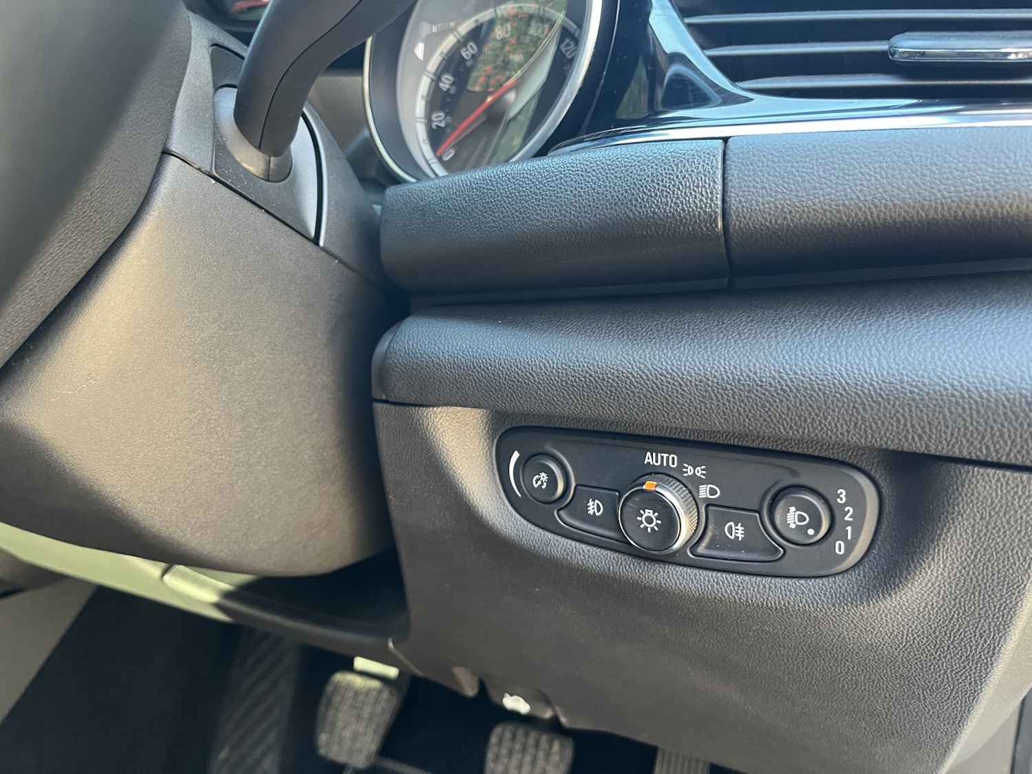 Used Vauxhall Insignia 2017 for sale - 76974482: Photo 35