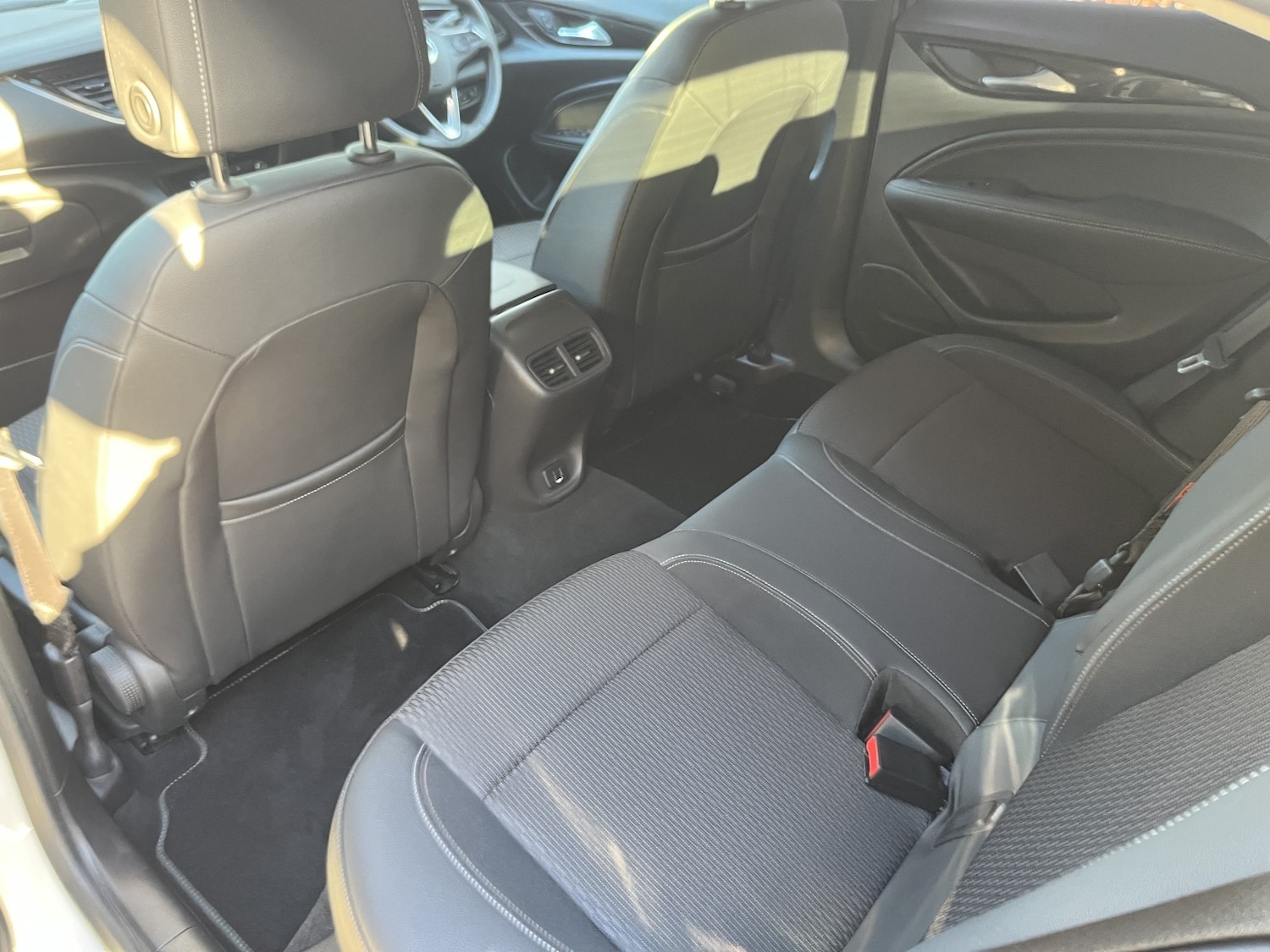 Used Vauxhall Insignia 2017 for sale - 76974482: Photo 36