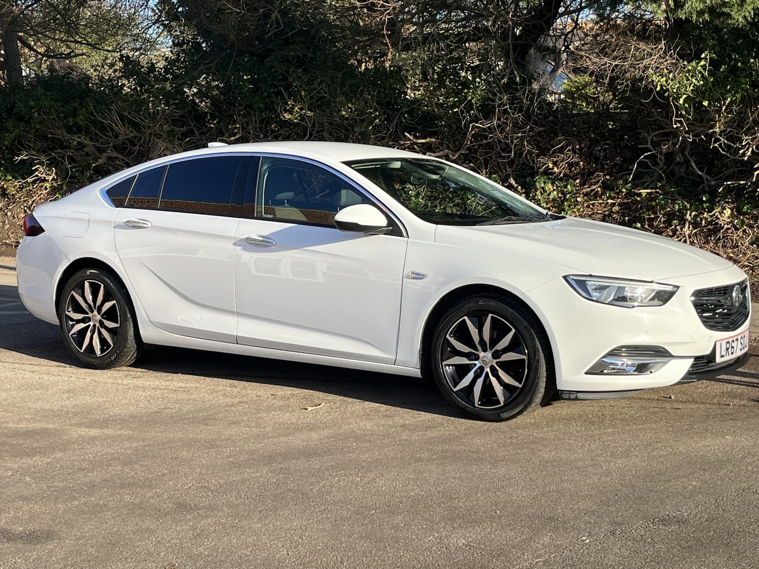 Used Vauxhall Insignia 2017 for sale - 76974482: Photo 4