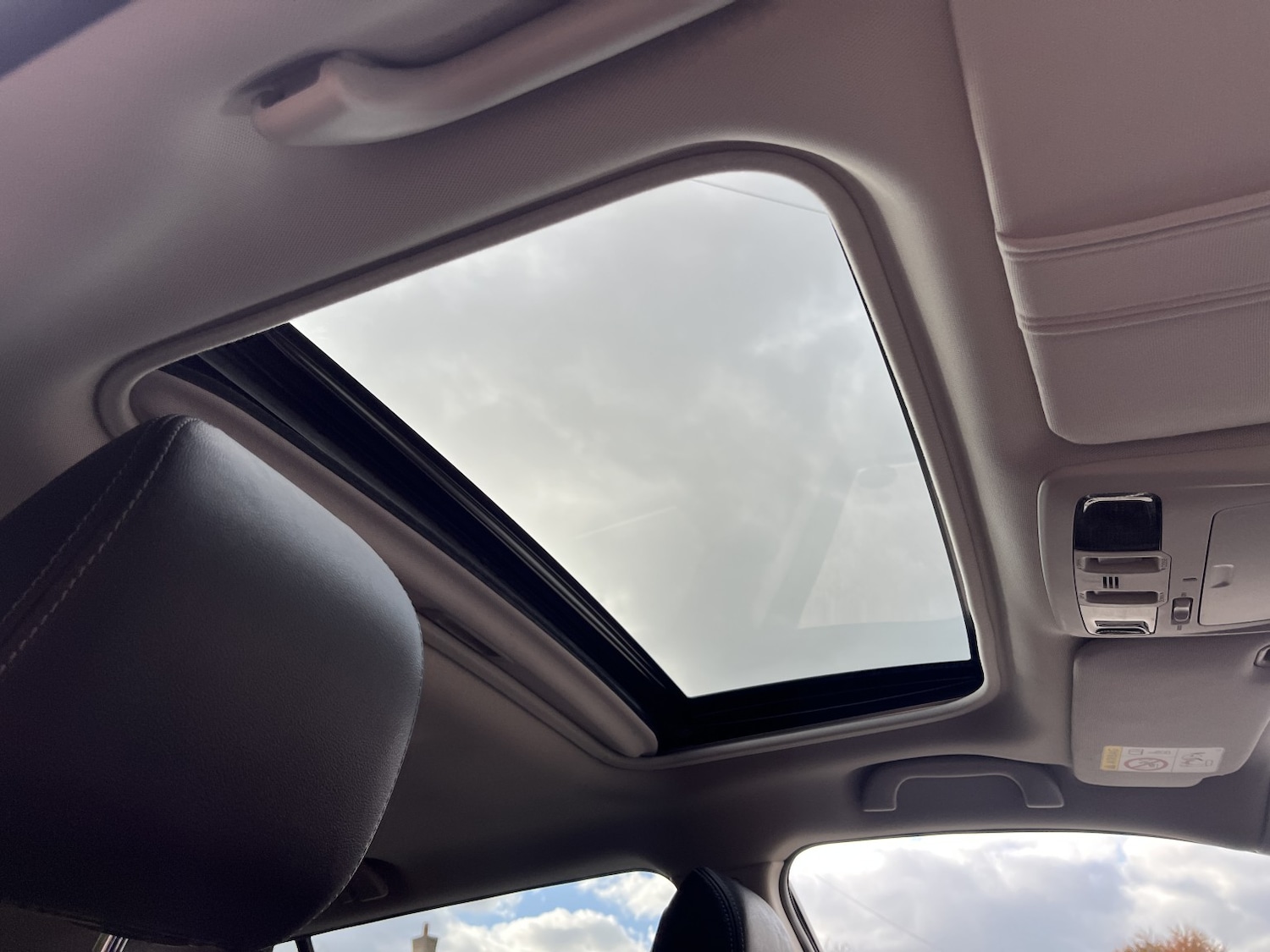 Used Subaru Outback 2017 for sale - 76237137: Photo 30