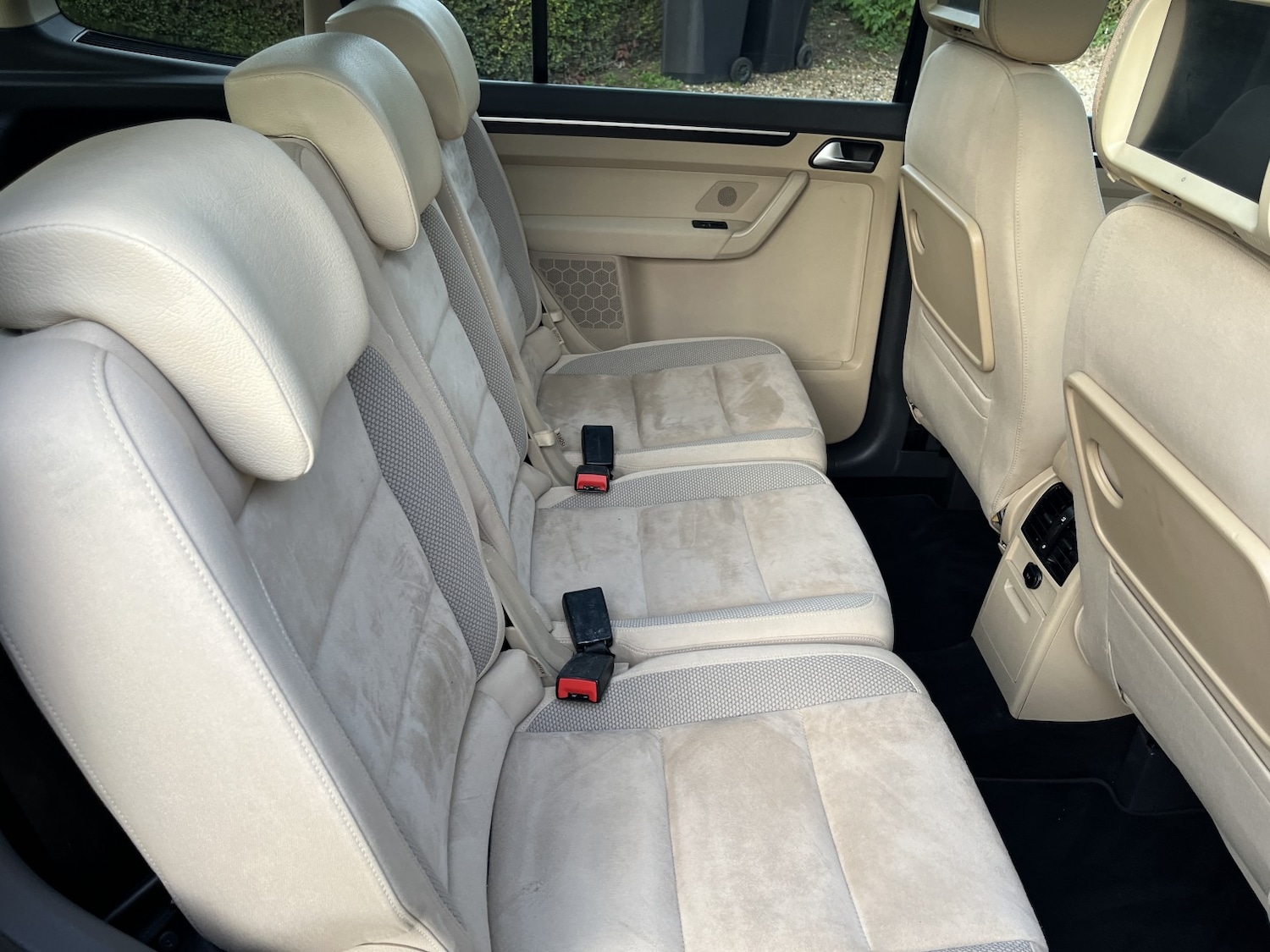 Used Volkswagen Touran 2013 for sale - 76666156: Photo 27