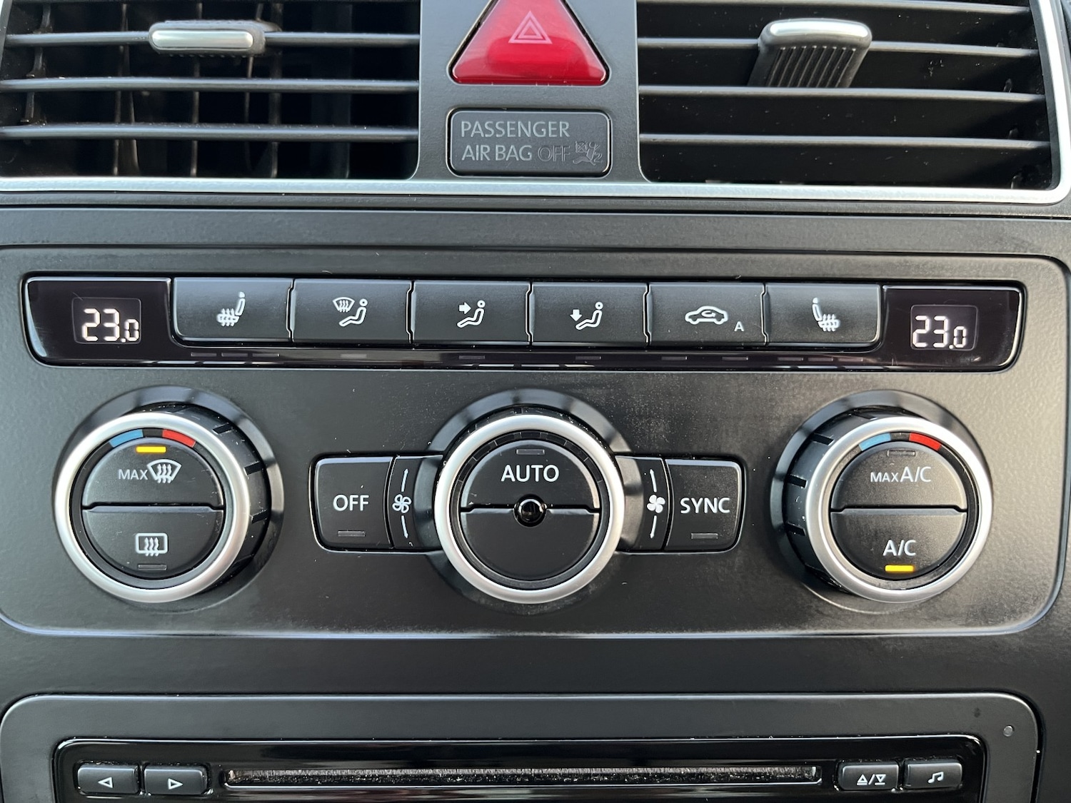 Used Volkswagen Touran 2013 for sale - 76666156: Photo 33