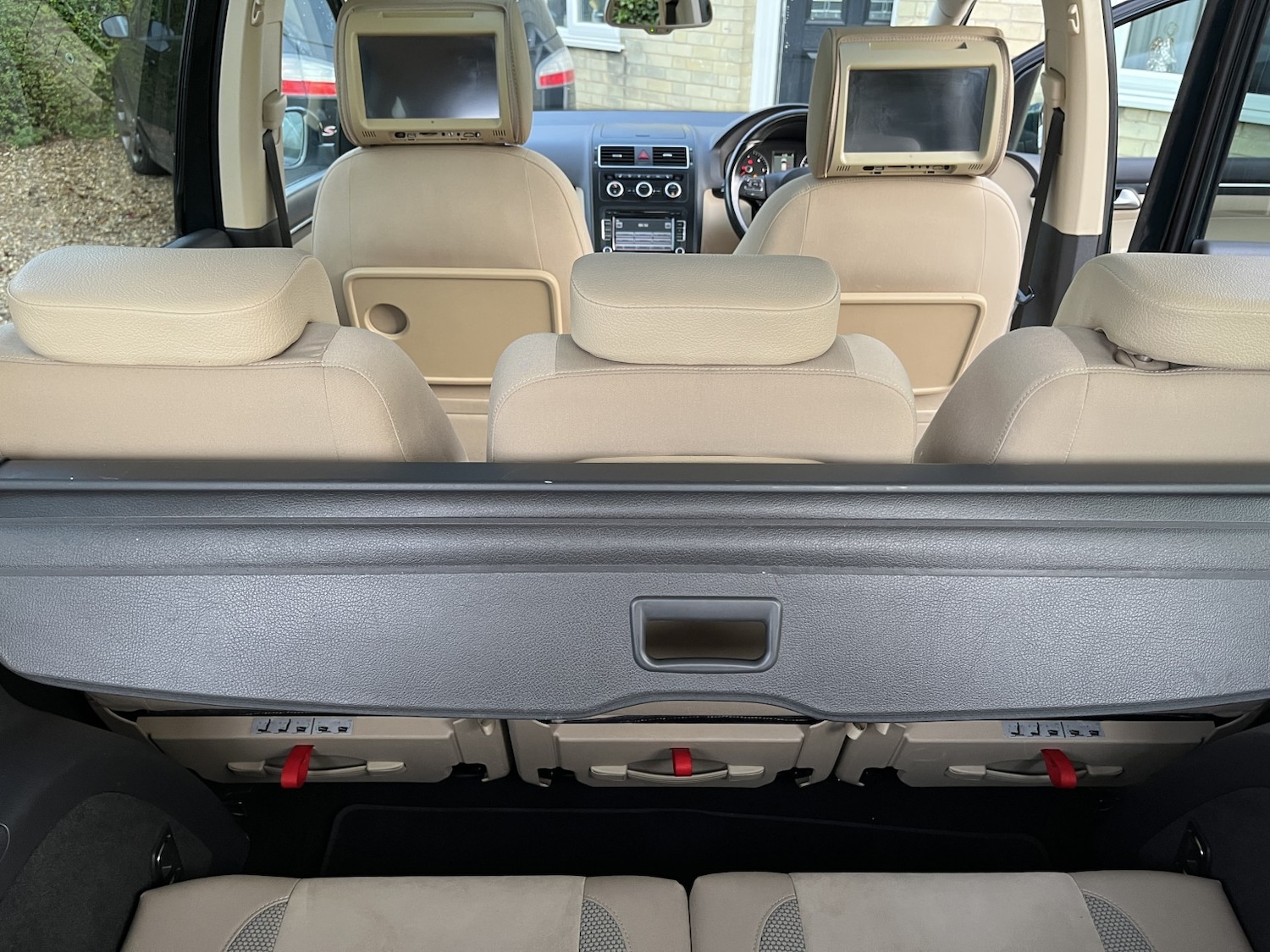 Used Volkswagen Touran 2013 for sale - 76666156: Photo 35