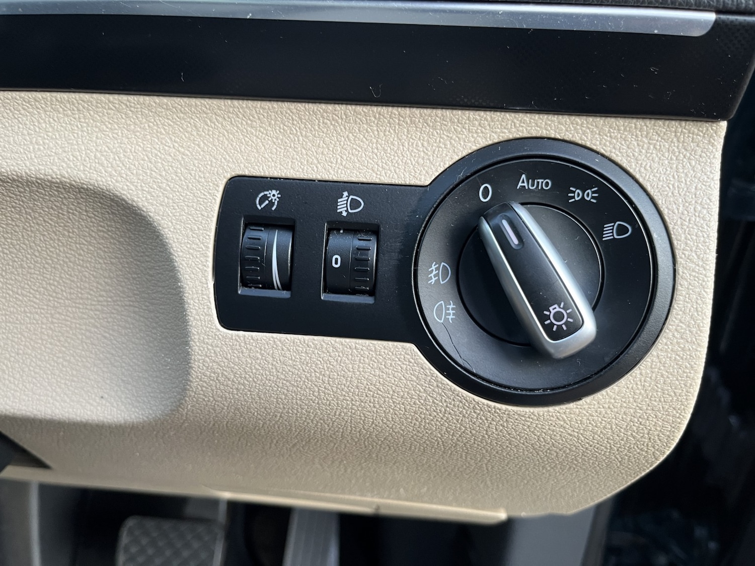 Used Volkswagen Touran 2013 for sale - 76666156: Photo 37