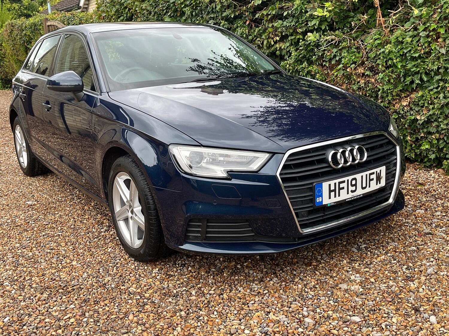 Used Audi A3 2019 for sale - 76794410: Photo 2