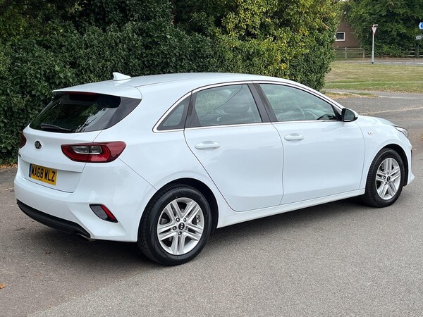 Used Kia Ceed 2018 for sale - 75649979: Photo 9