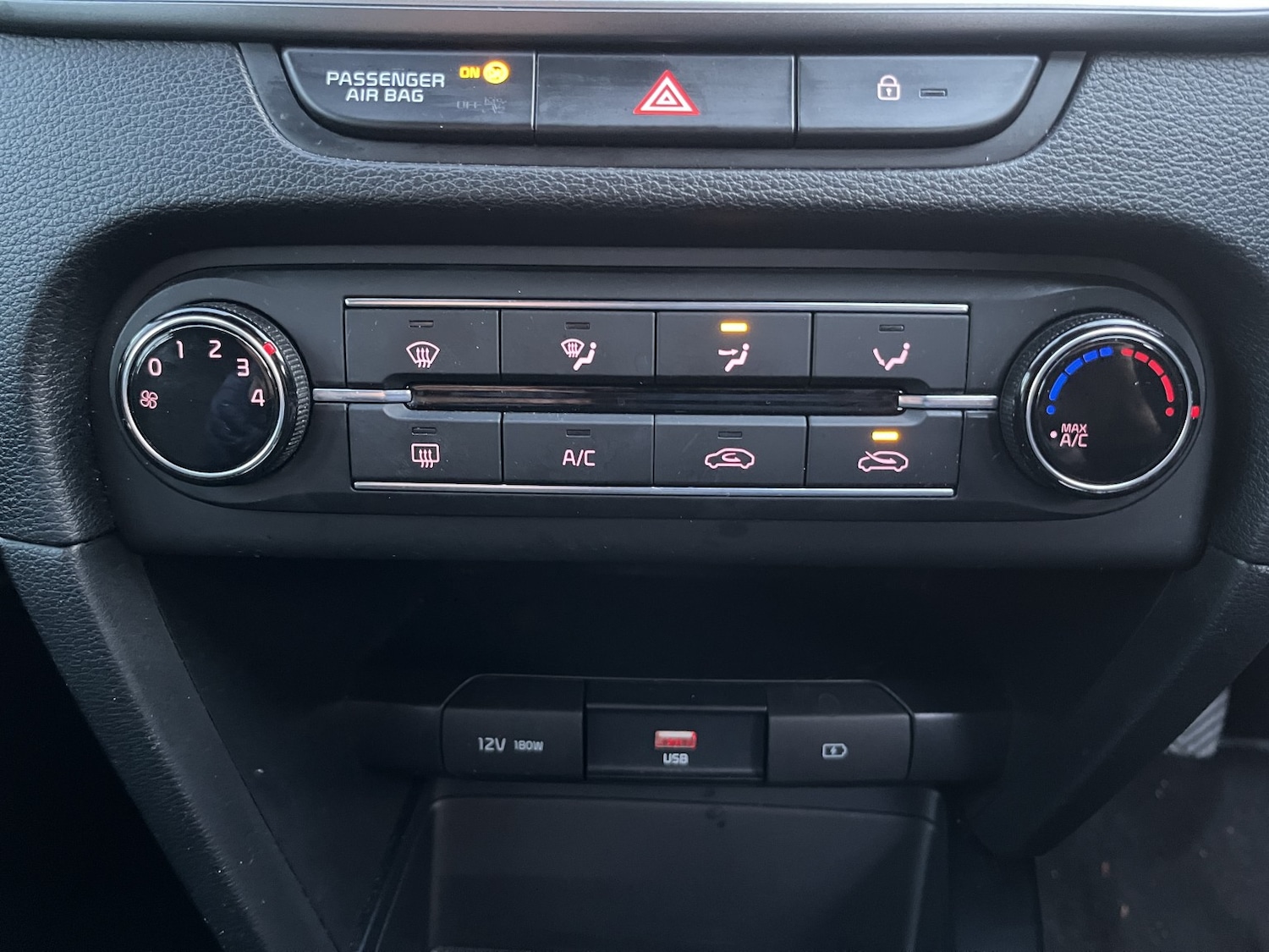 Used Kia Ceed 2020 for sale - 77385282: Photo 29