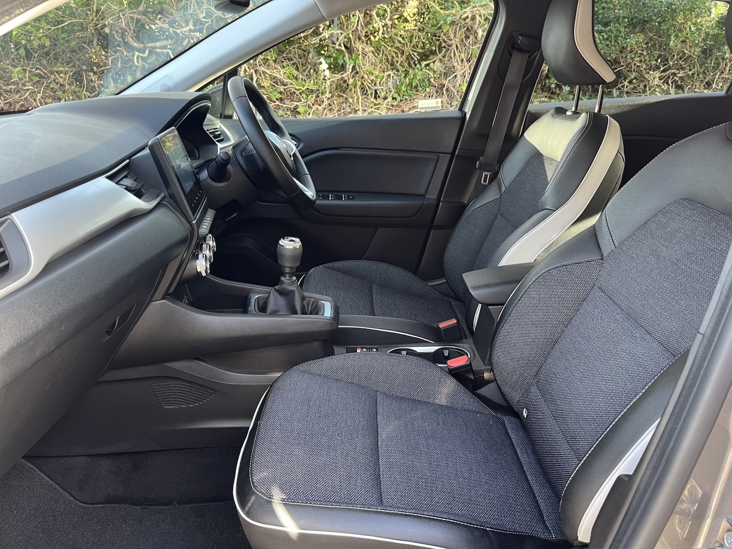 Used Renault Captur 2022 for sale - 77385259: Photo 39