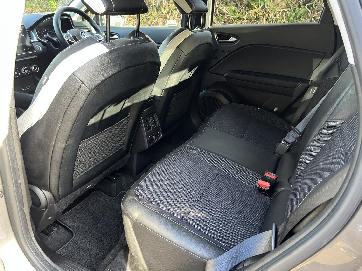 Used Renault Captur 2022 for sale - 77385259: Photo 49