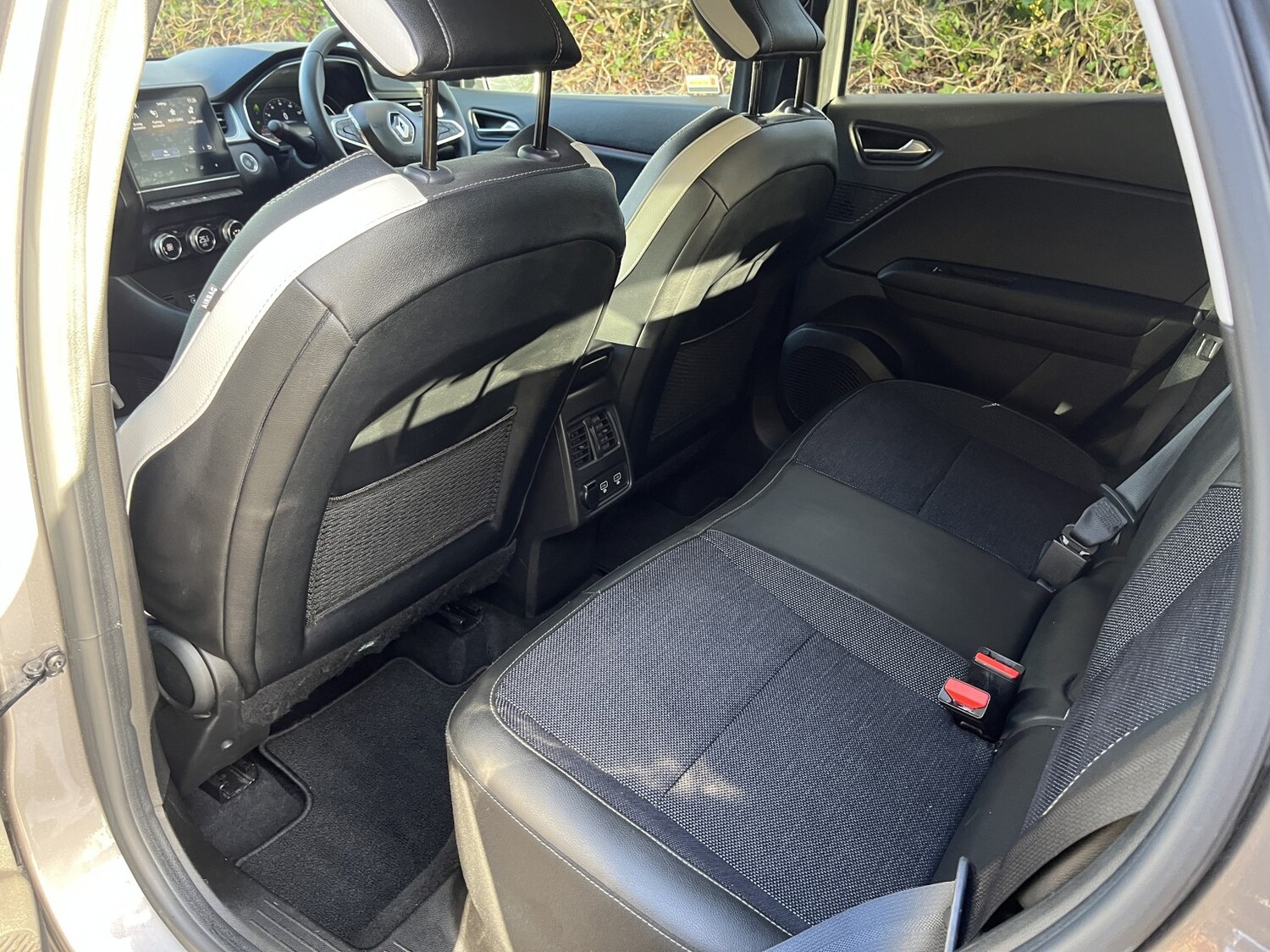 Used Renault Captur 2022 for sale - 77385259: Photo 50