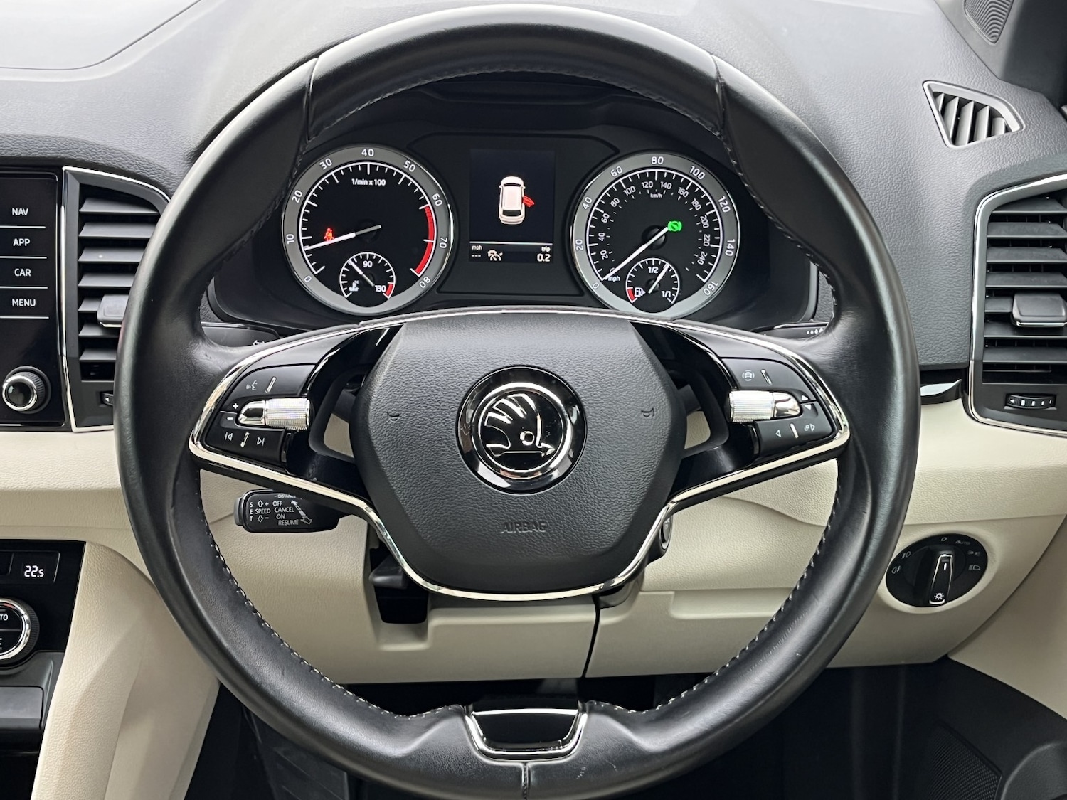 Used Skoda Karoq 2021 for sale - 76387357: Photo 30