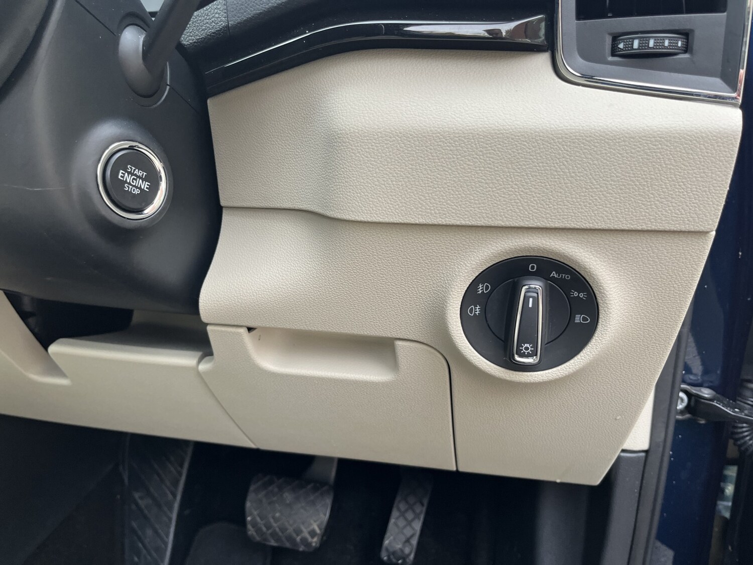 Used Skoda Karoq 2021 for sale - 76387357: Photo 36